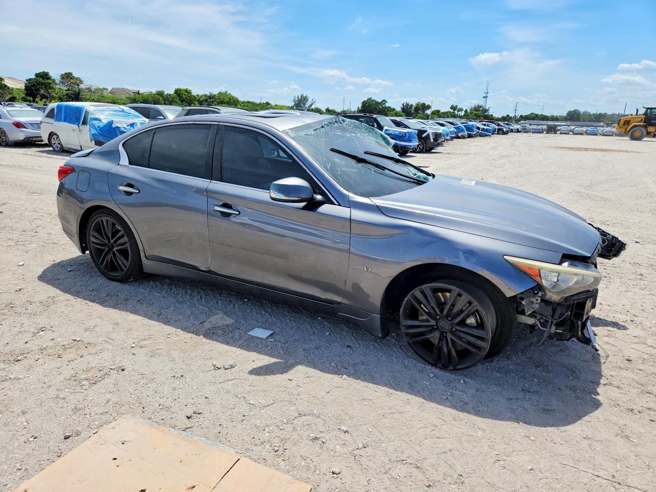 INFINITI Q50 Sport