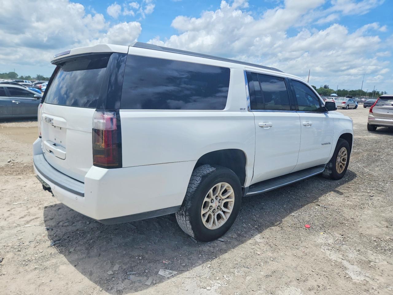 GMC Yukon K1500 Slt