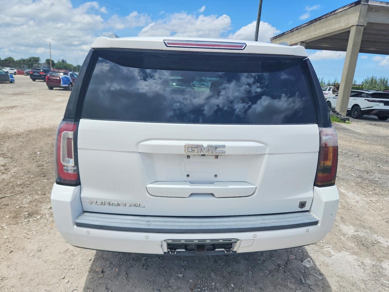 GMC Yukon K1500 Slt
