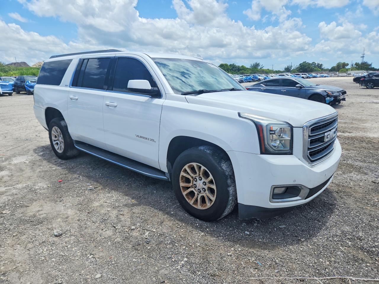 GMC Yukon K1500 Slt