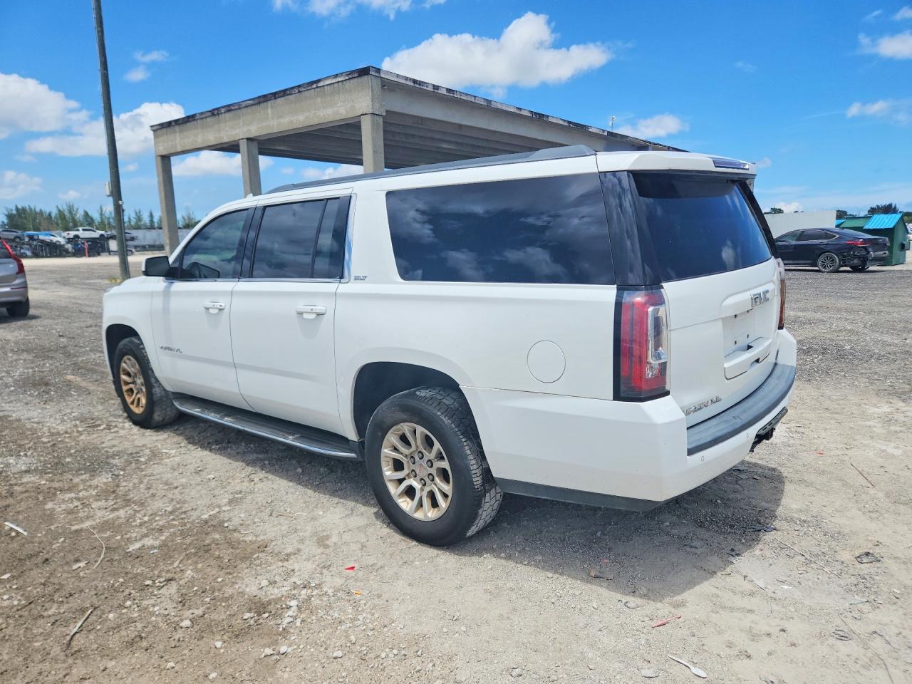 GMC Yukon K1500 Slt