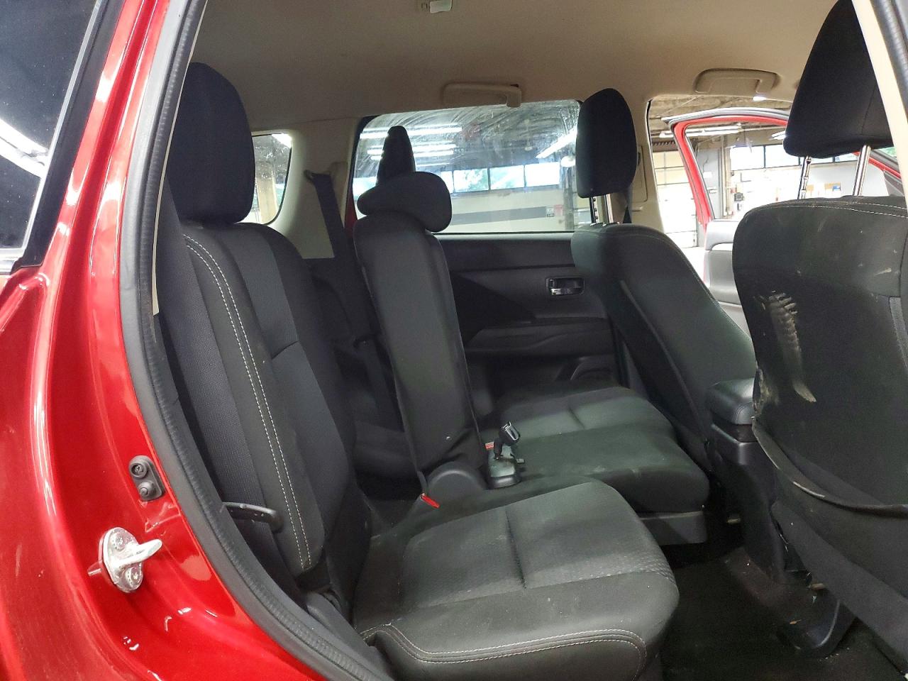 Mitsubishi Outlander Se