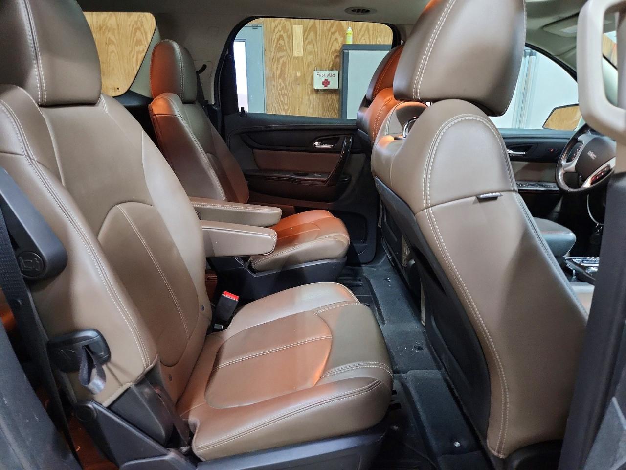 GMC Acadia Slt-2