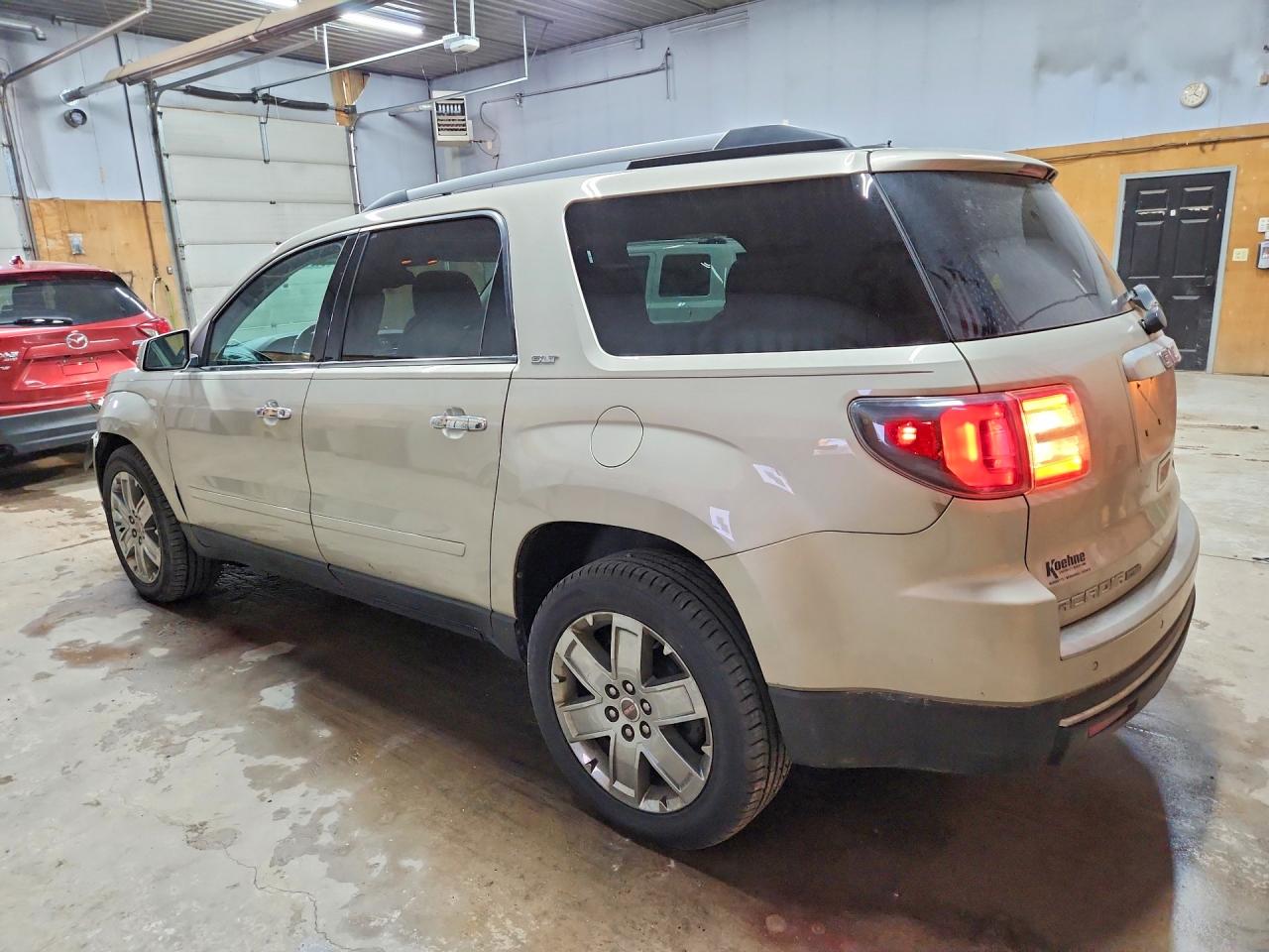 GMC Acadia Slt-2