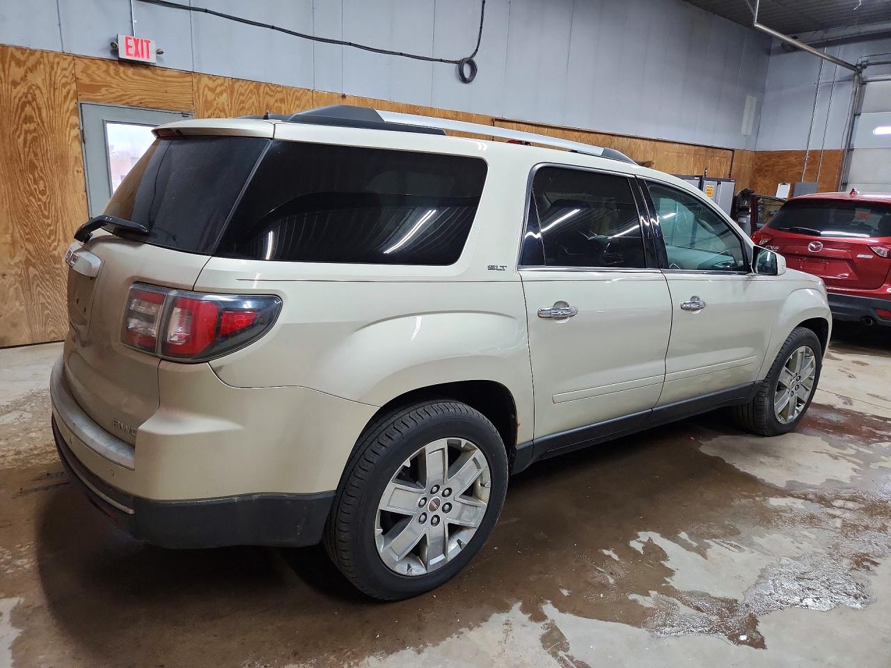 GMC Acadia Slt-2