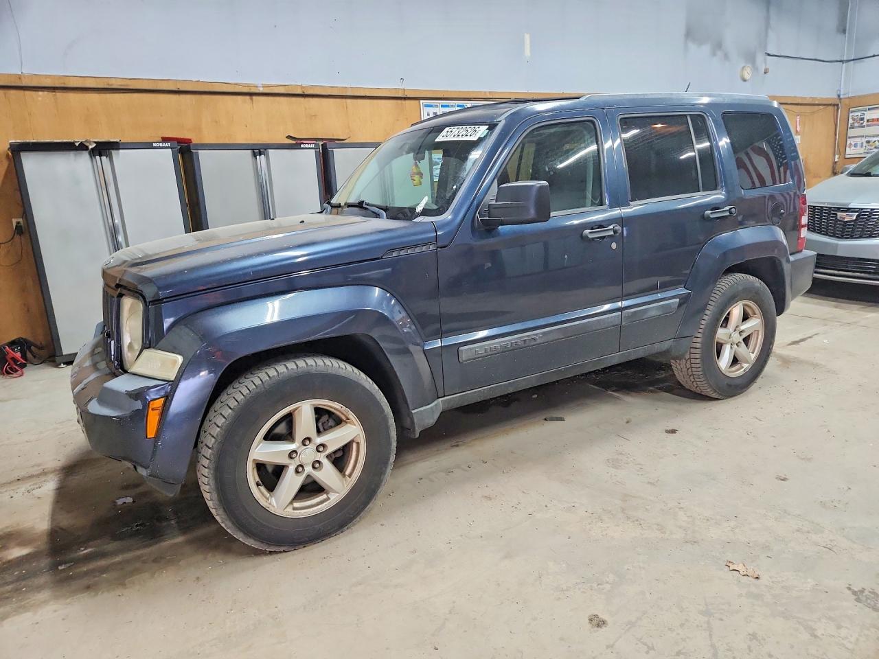 Salvage Jeep Liberty Image