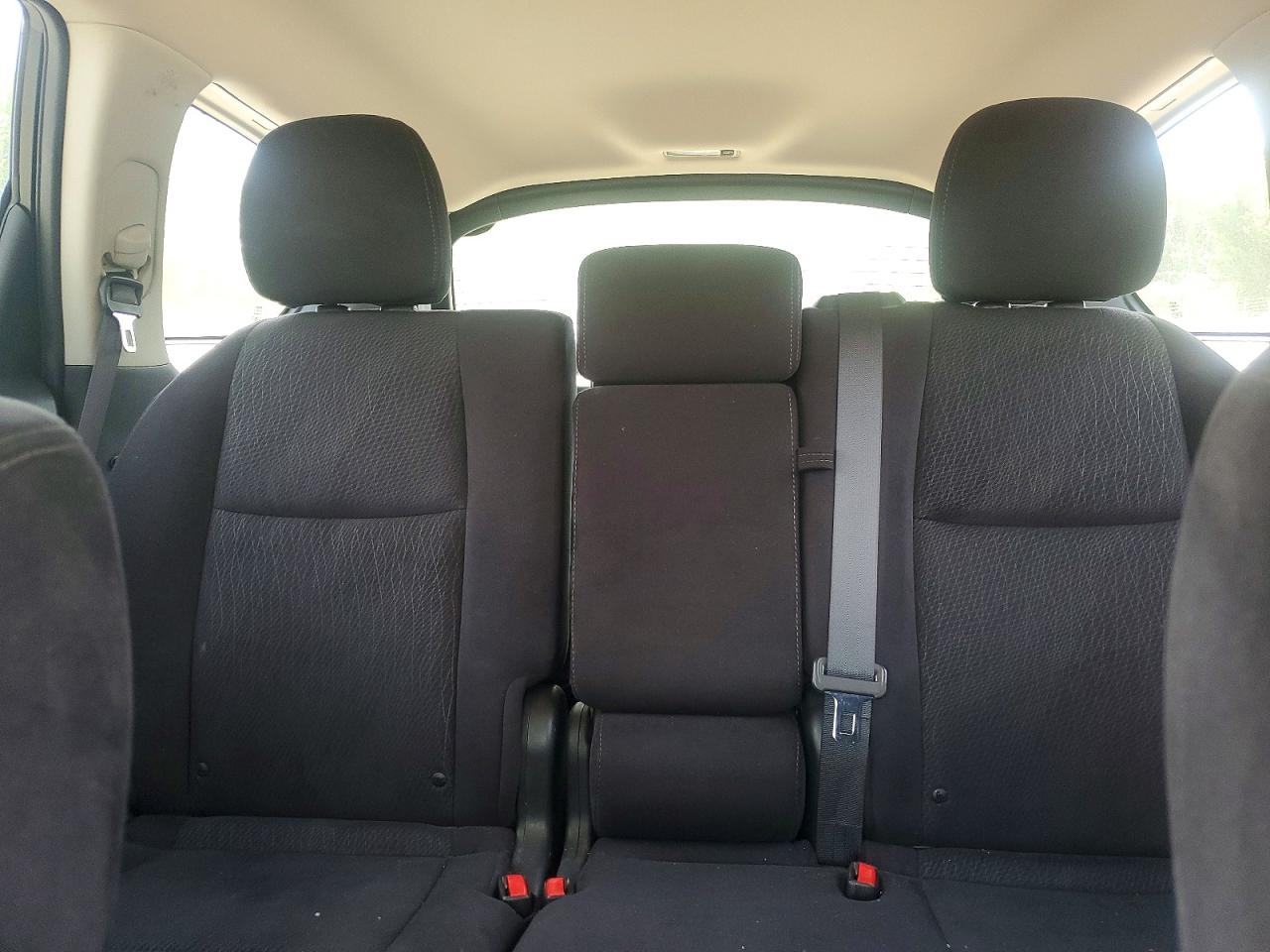Nissan Pathfinder S
