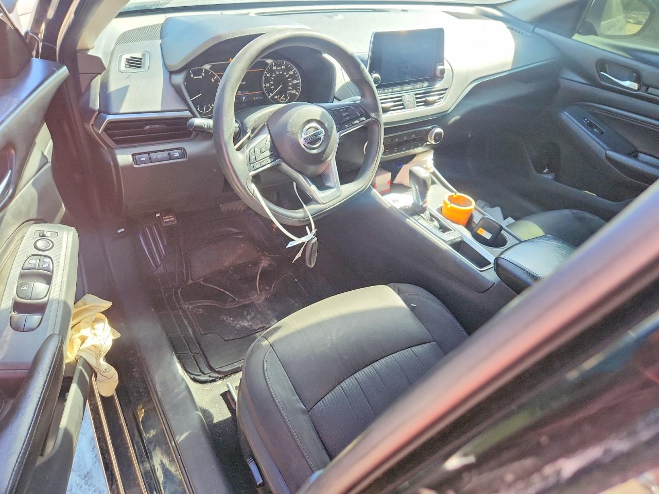 Nissan Altima S