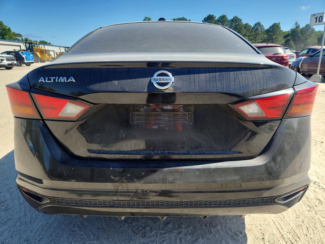 Nissan Altima S