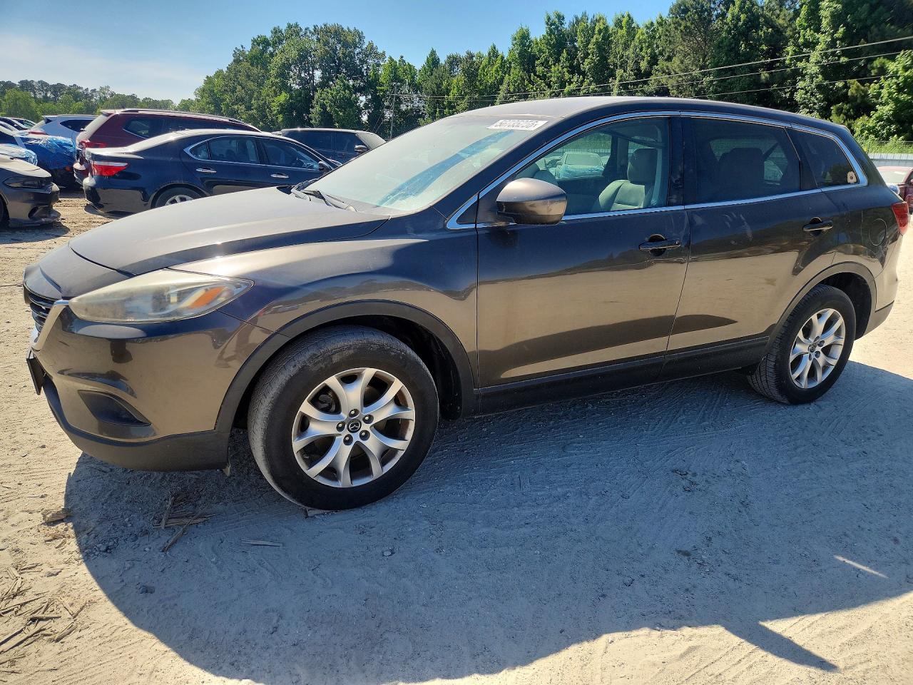 Salvage Mazda Cx Image