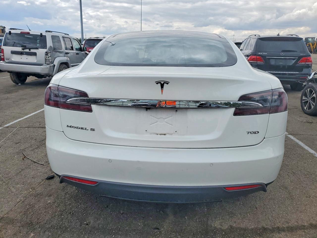 Tesla Model S 70d