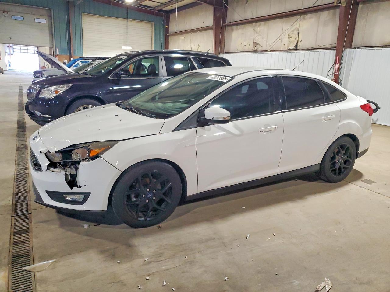 Salvage Ford Focus Image