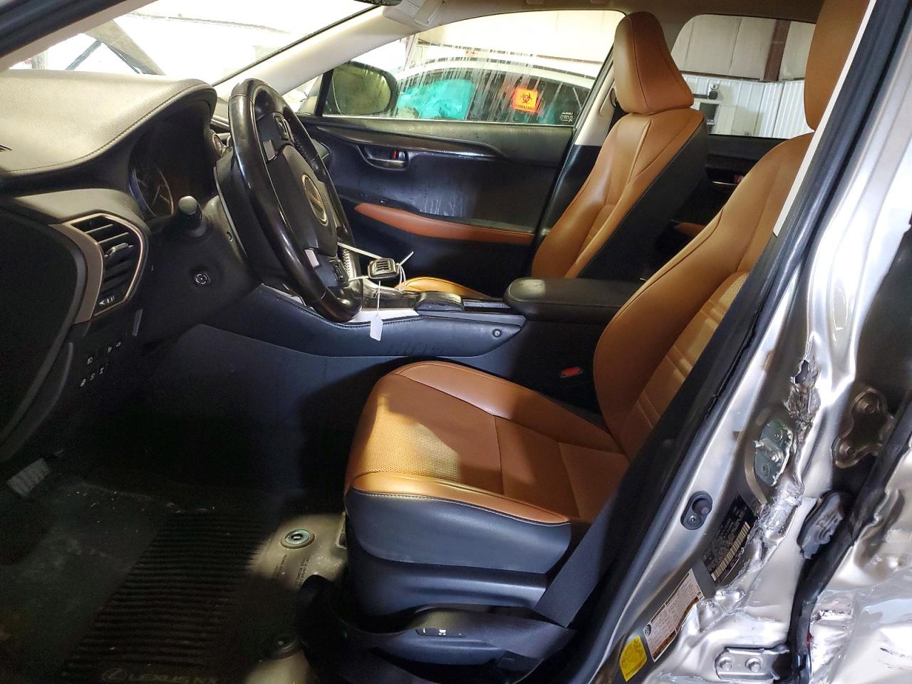 Lexus NX 300