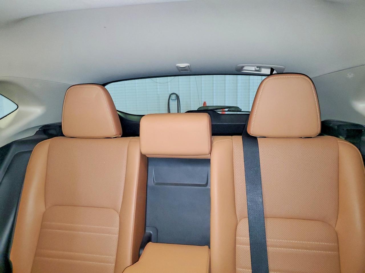 Lexus NX 300