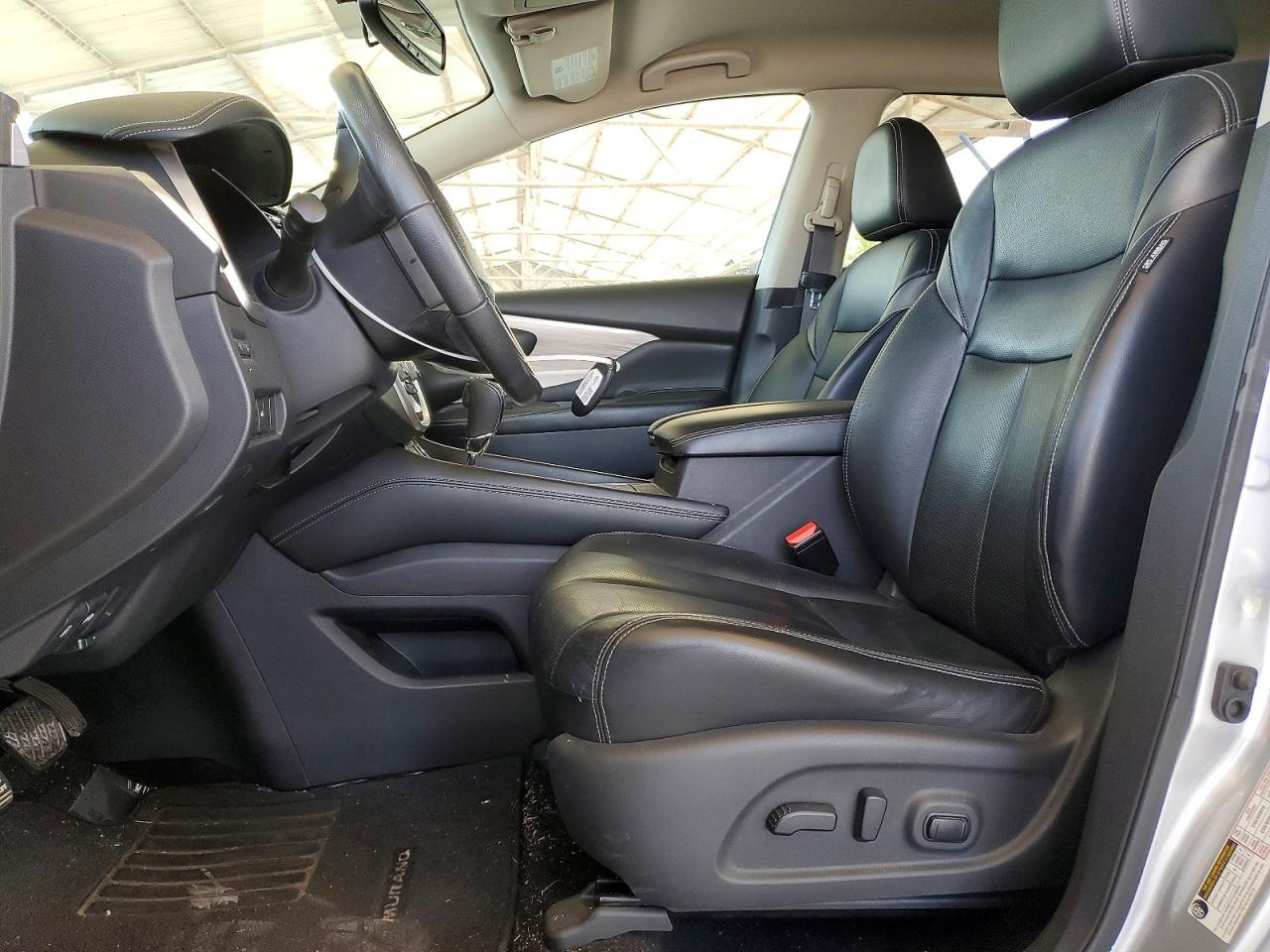 Nissan Murano S