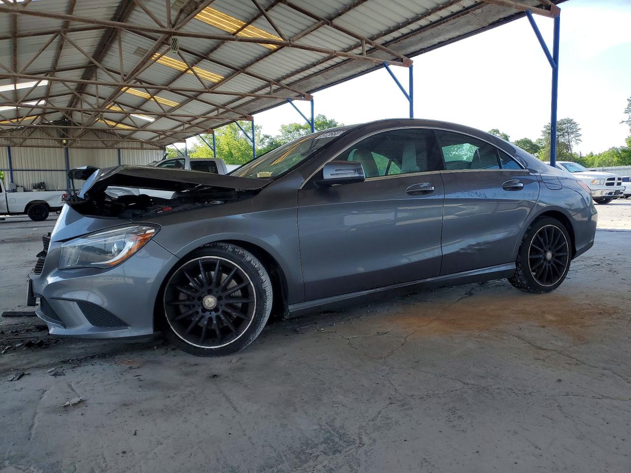 Salvage Mercedes-Benz Cla-class Image