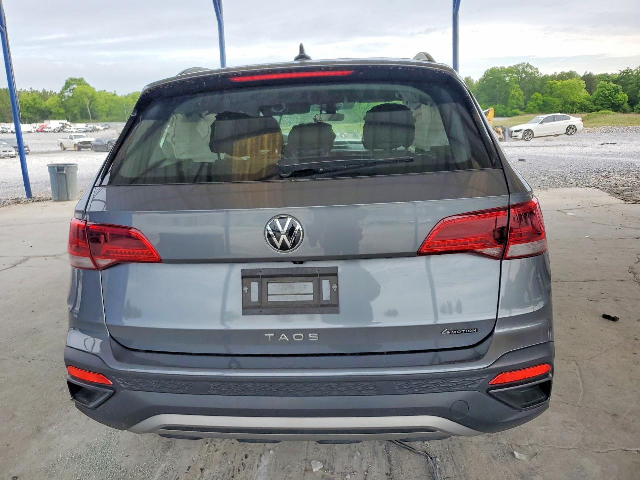 Volkswagen Taos S