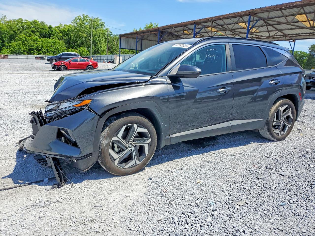 Salvage Hyundai TUCSON Image