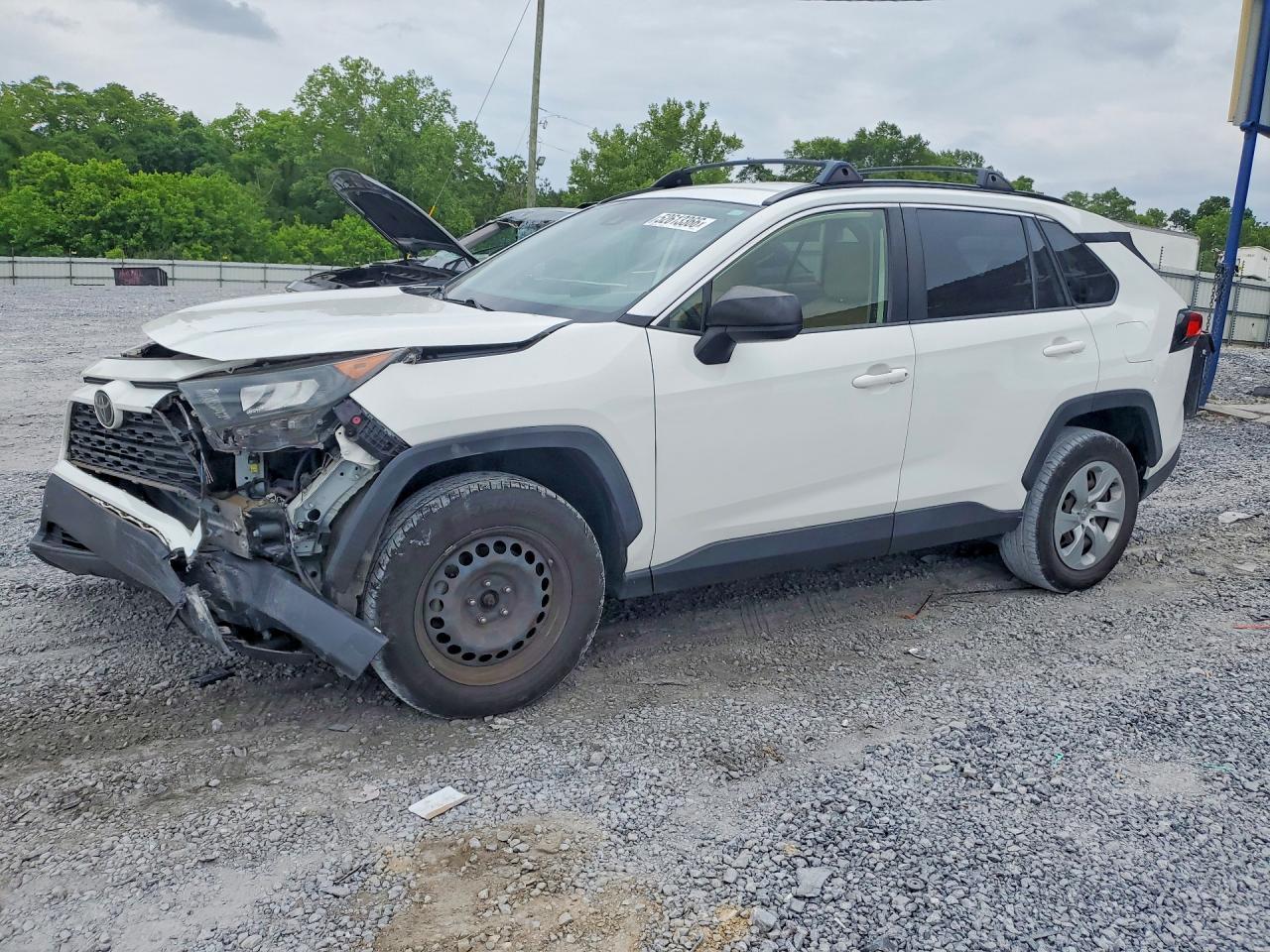 Salvage Toyota RAV4 Image