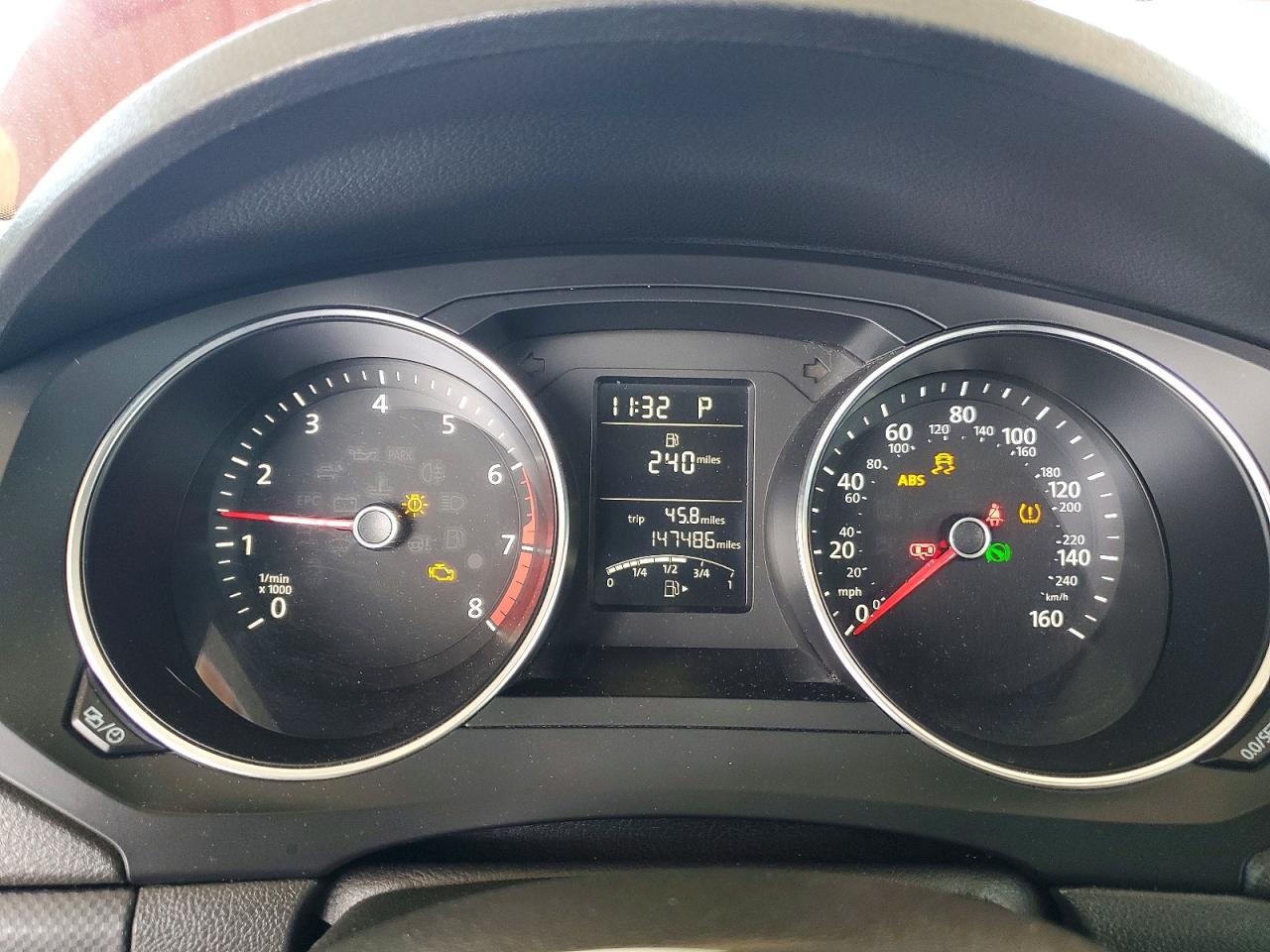 Volkswagen Jetta S