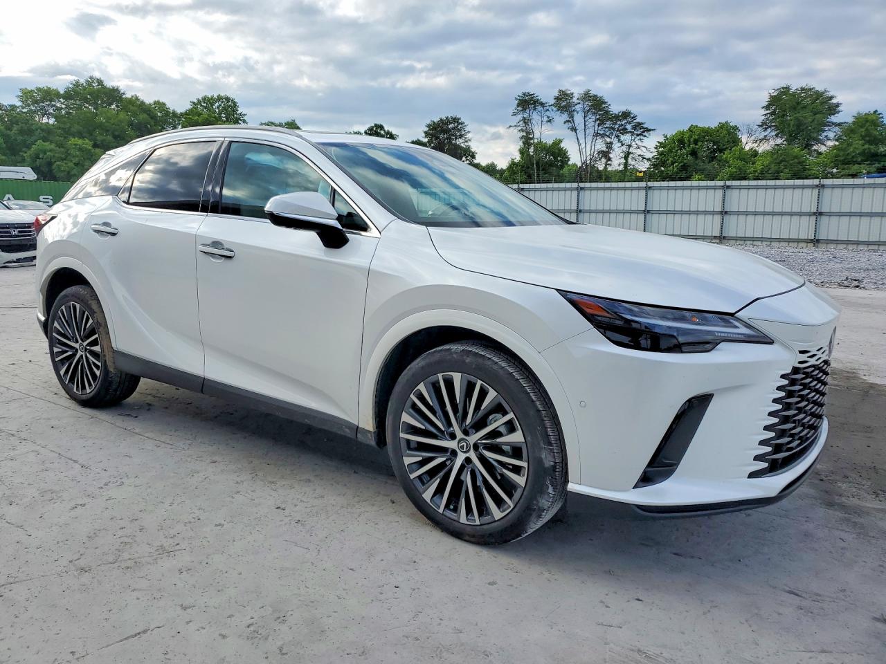 Lexus RX Premium+