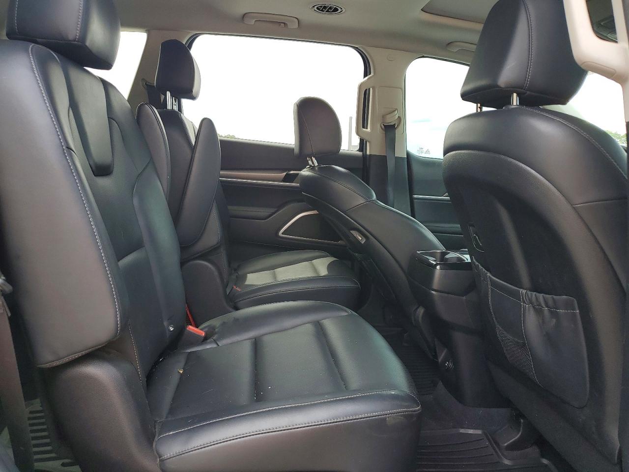 Kia Telluride S