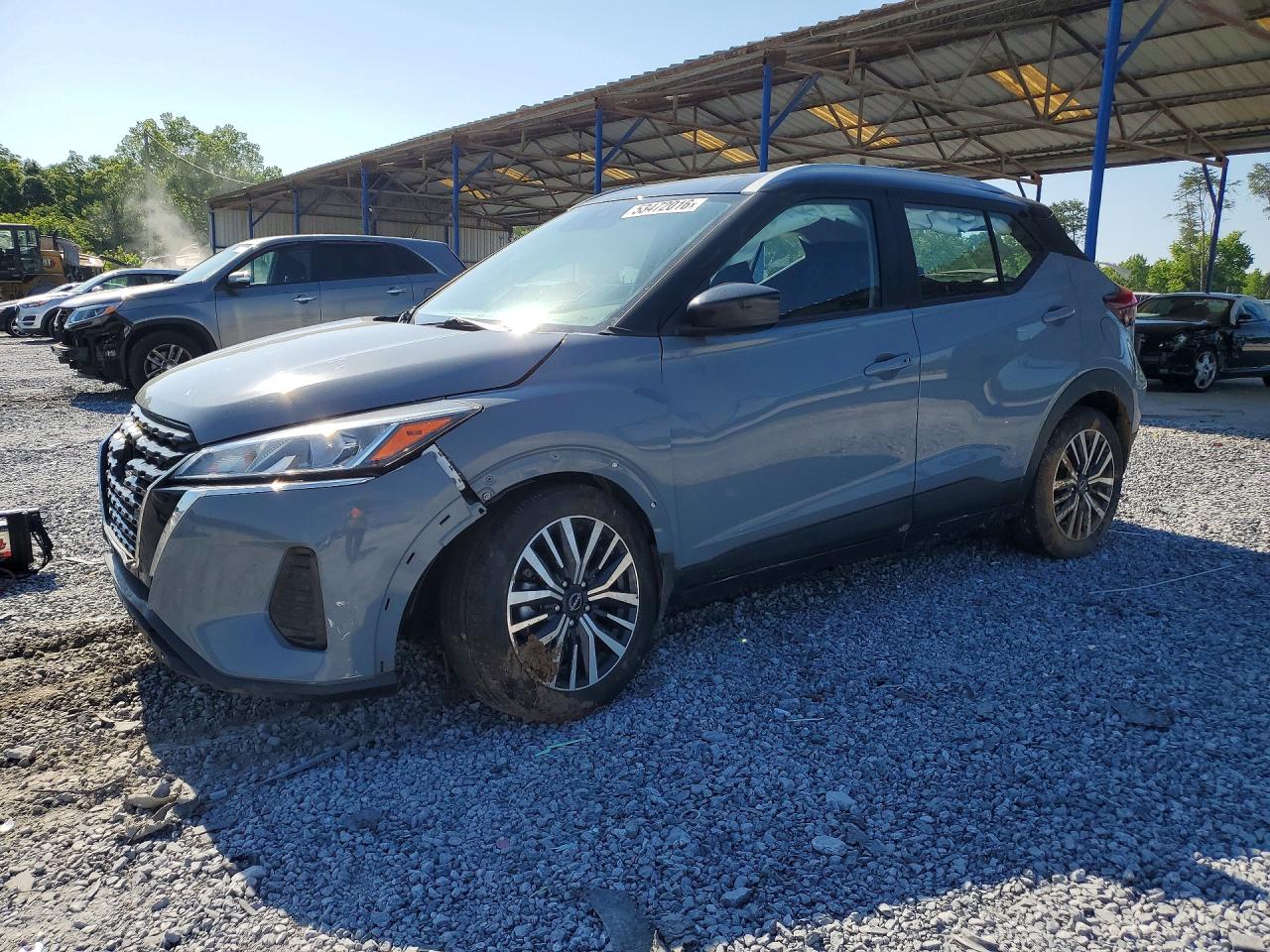 Salvage Nissan Kicks Image