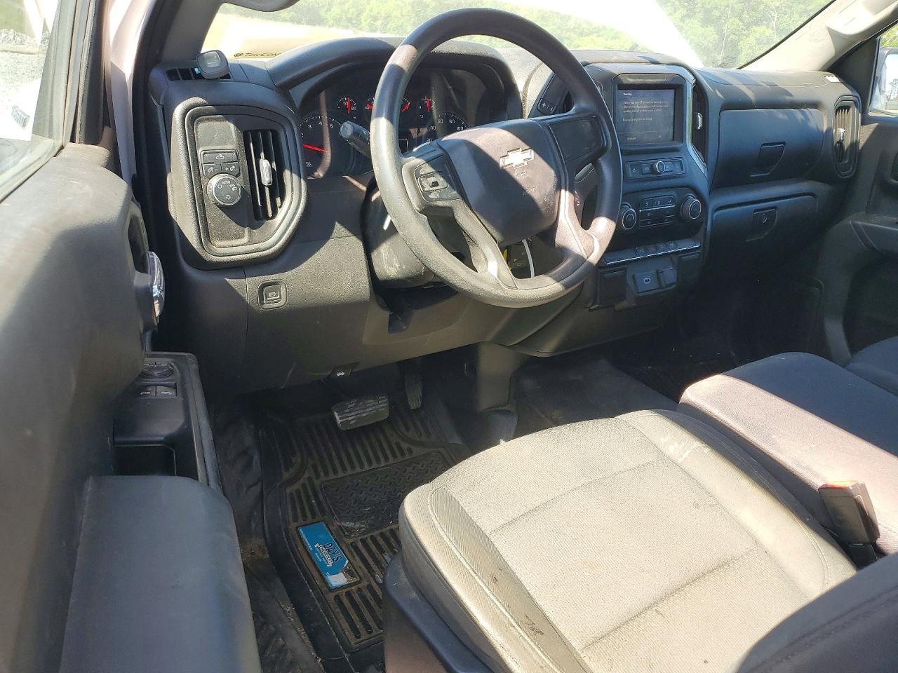 Chevrolet Silverado C1500