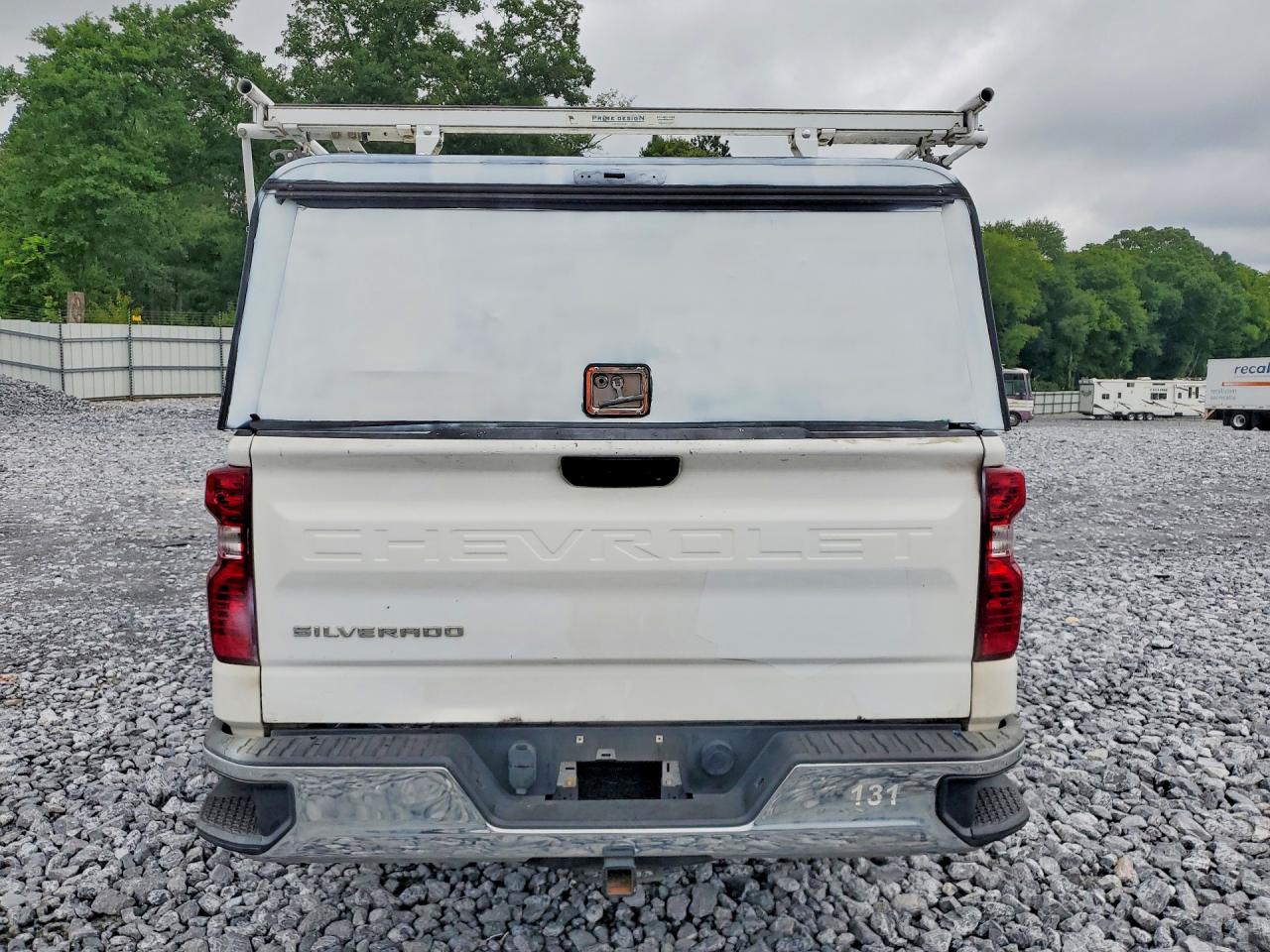 Chevrolet Silverado C1500