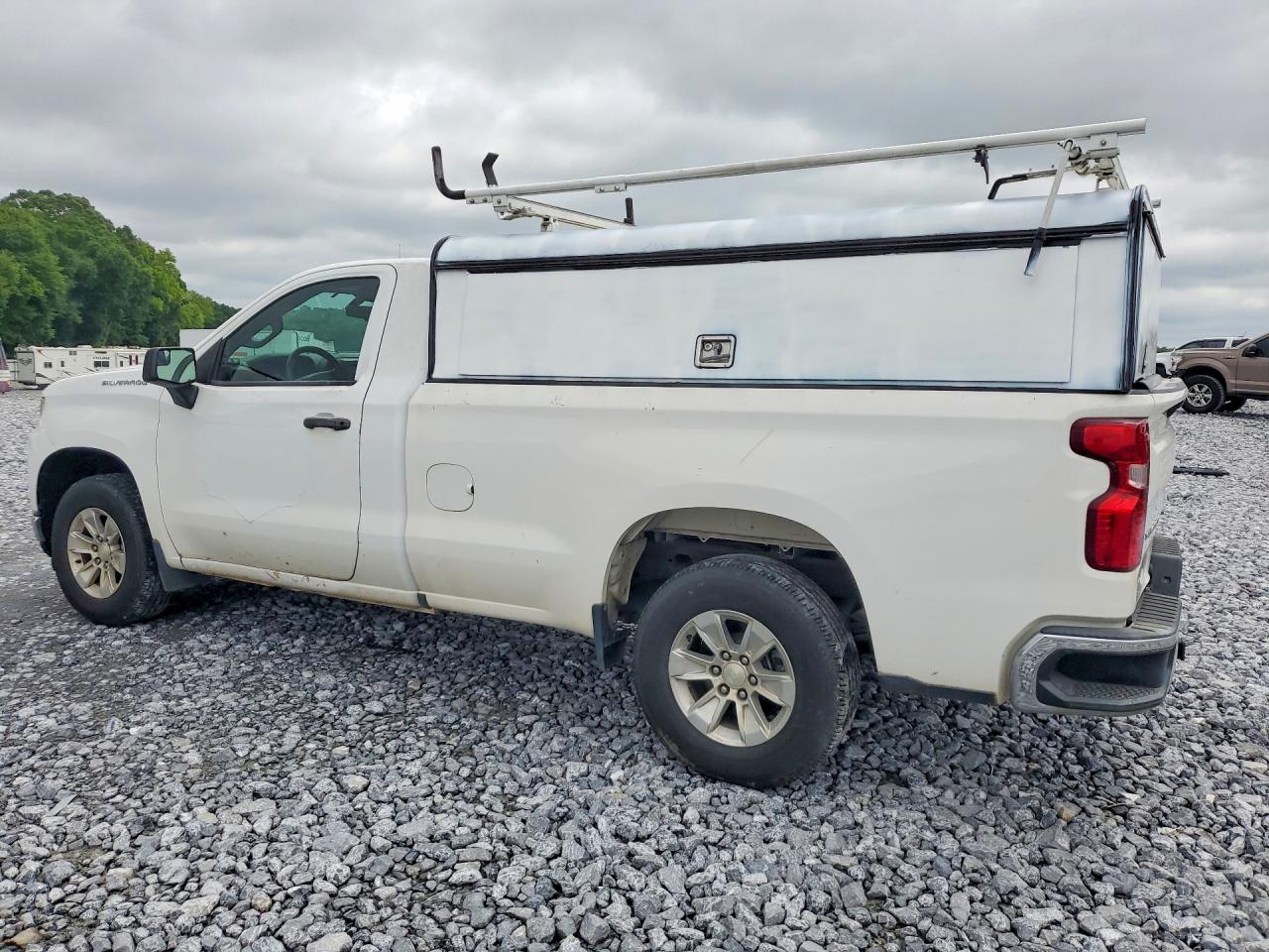 Chevrolet Silverado C1500