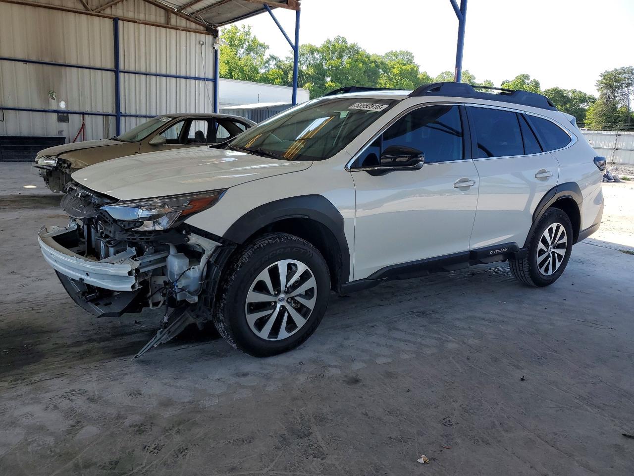 Salvage Subaru Outback Image