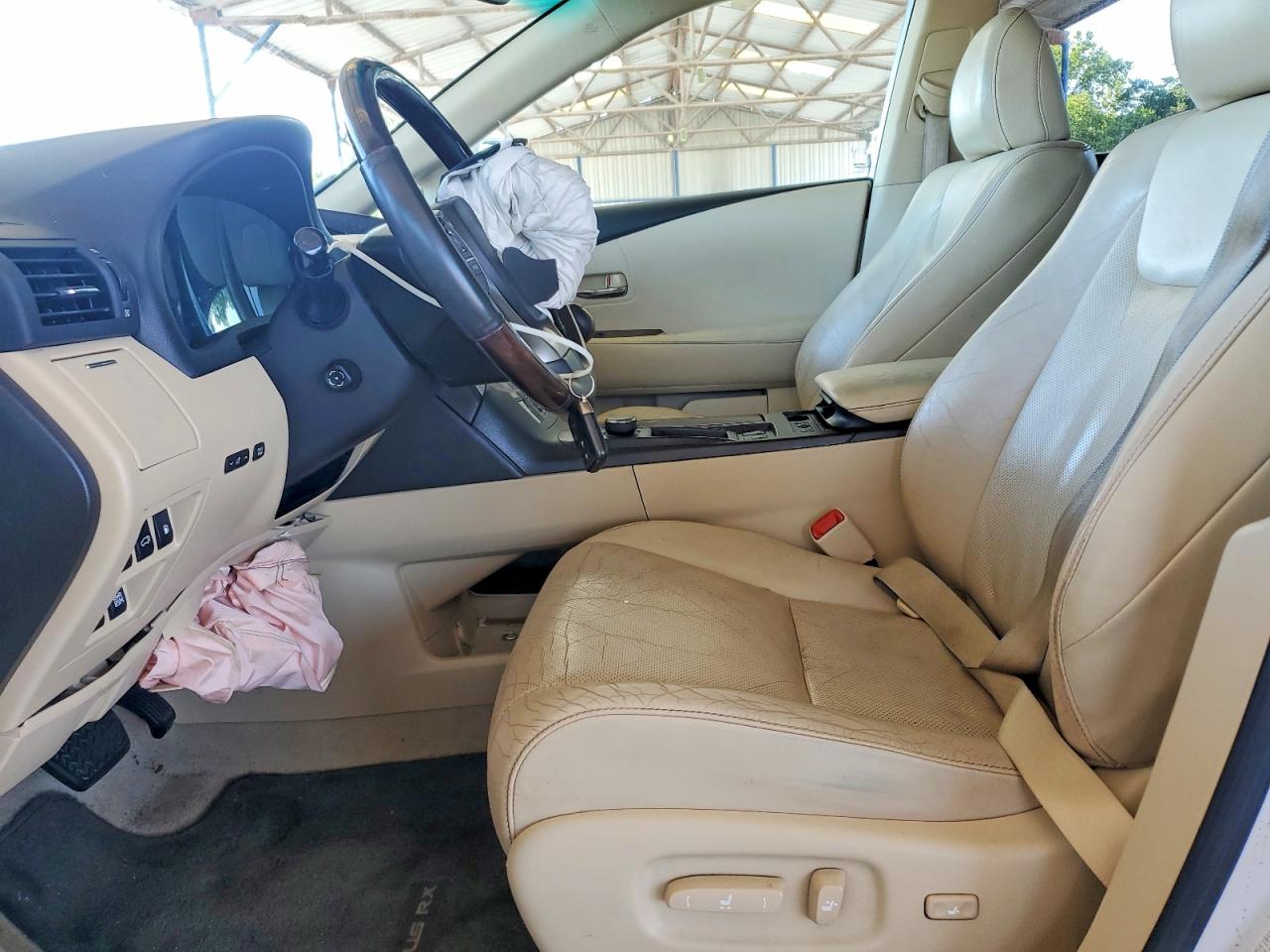 Lexus RX Base