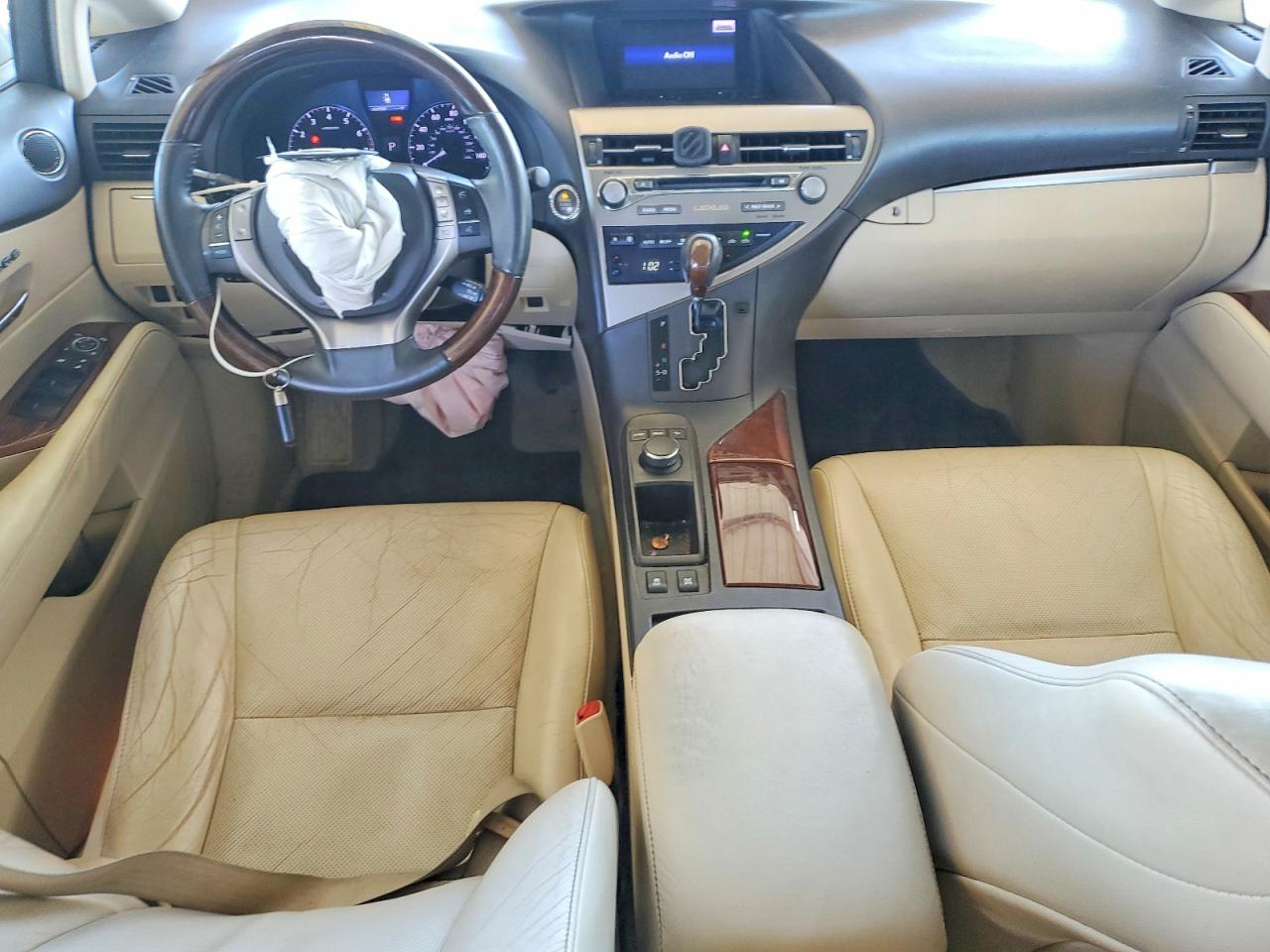 Lexus RX Base