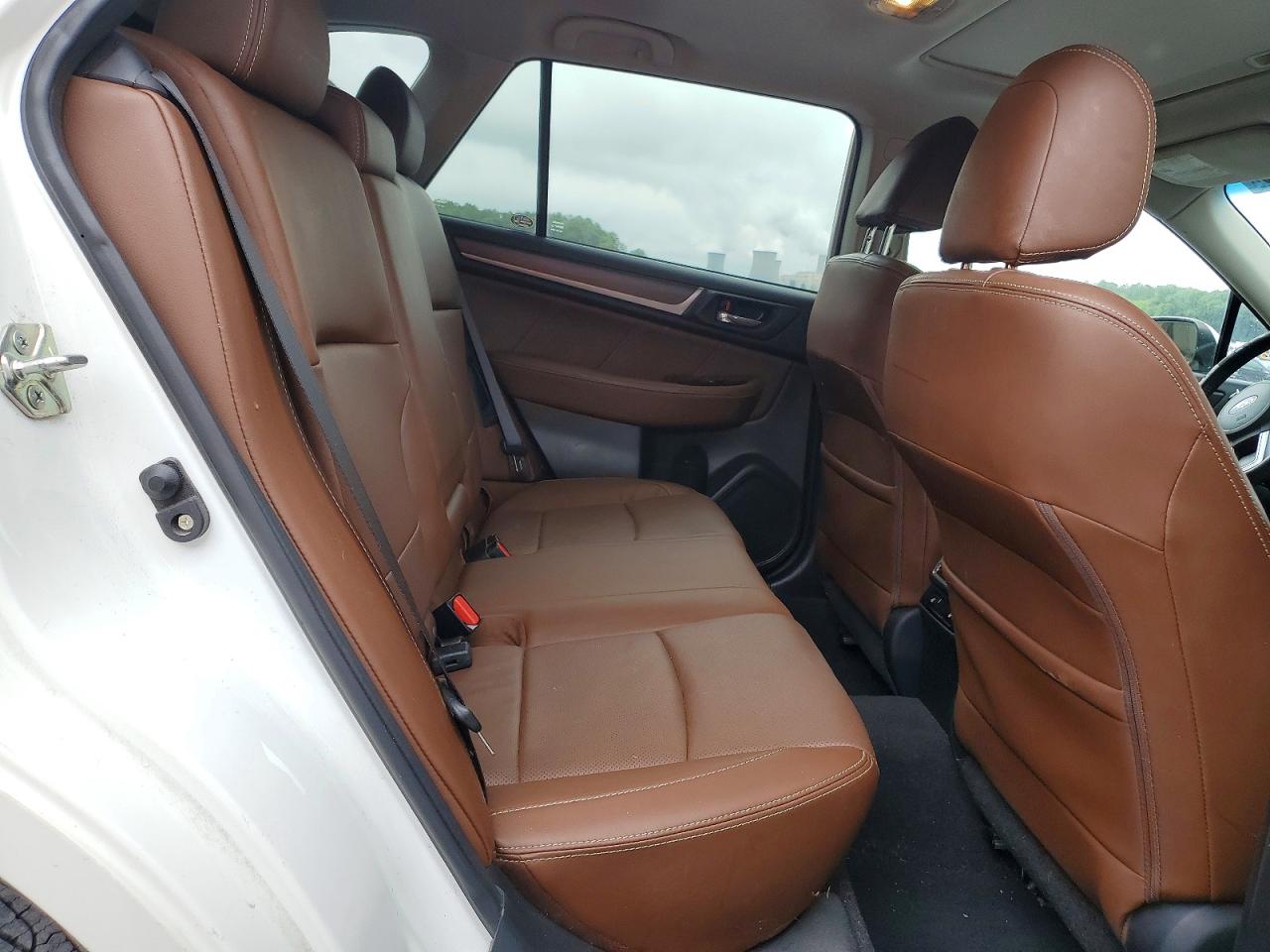 Subaru Outback Touring