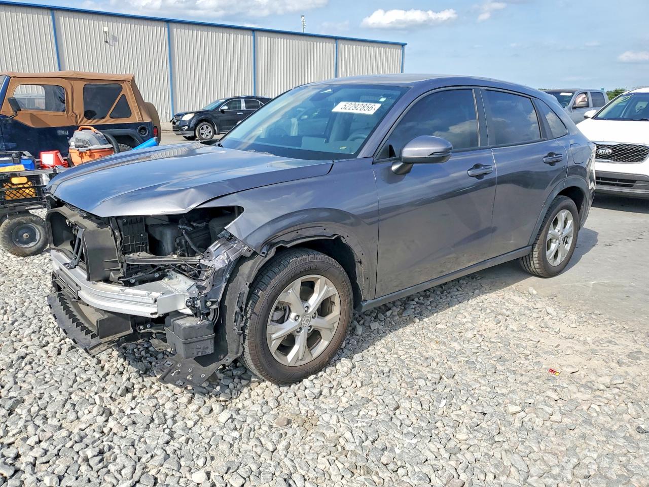 Salvage Honda HR-V Image