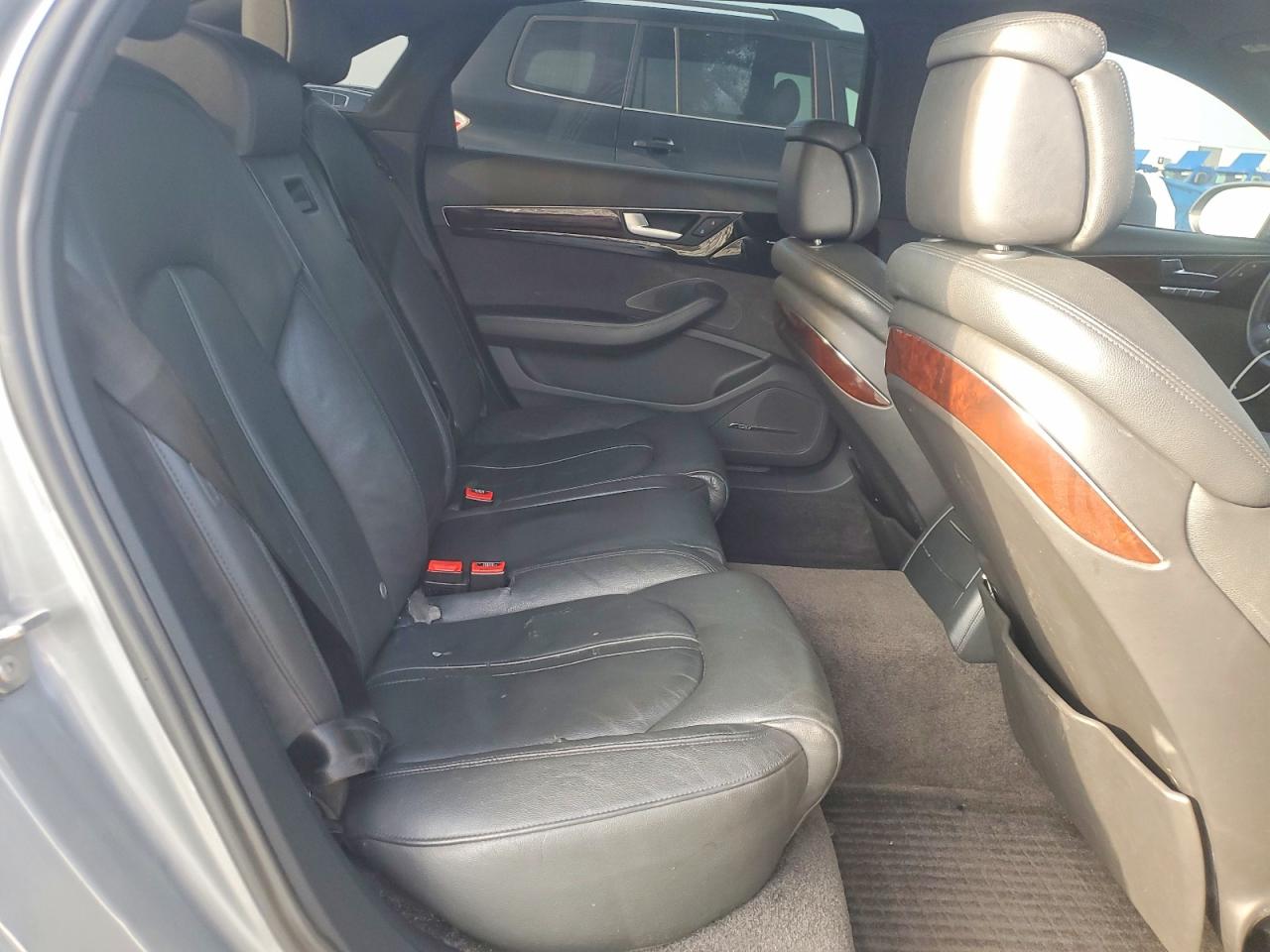 Audi A8 L Quattro