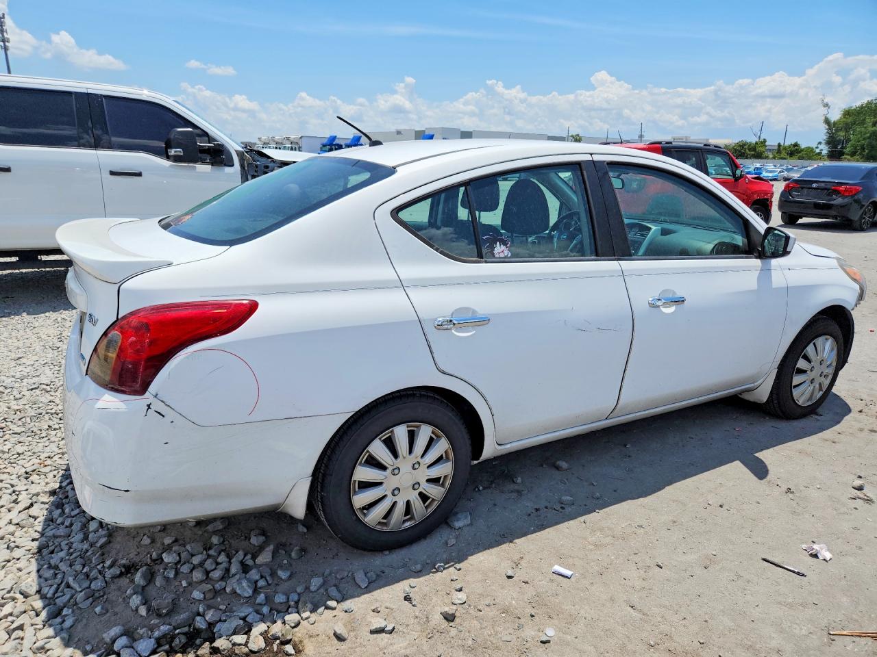 Nissan Versa 1.6 Sv