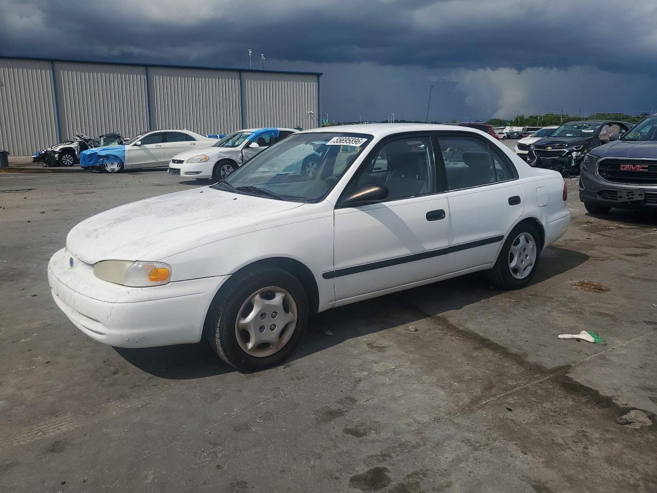 Salvage Chevrolet Prizm Image