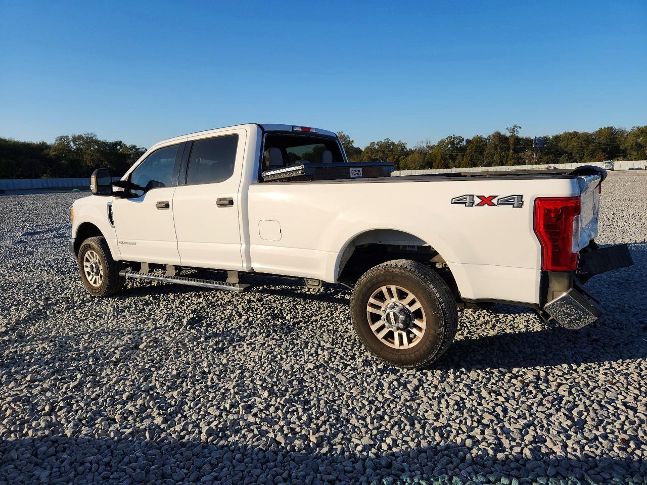 Ford F-350 Super Duty
