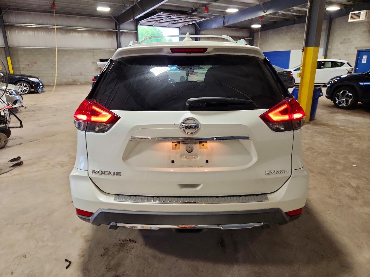 Nissan Rogue Sv