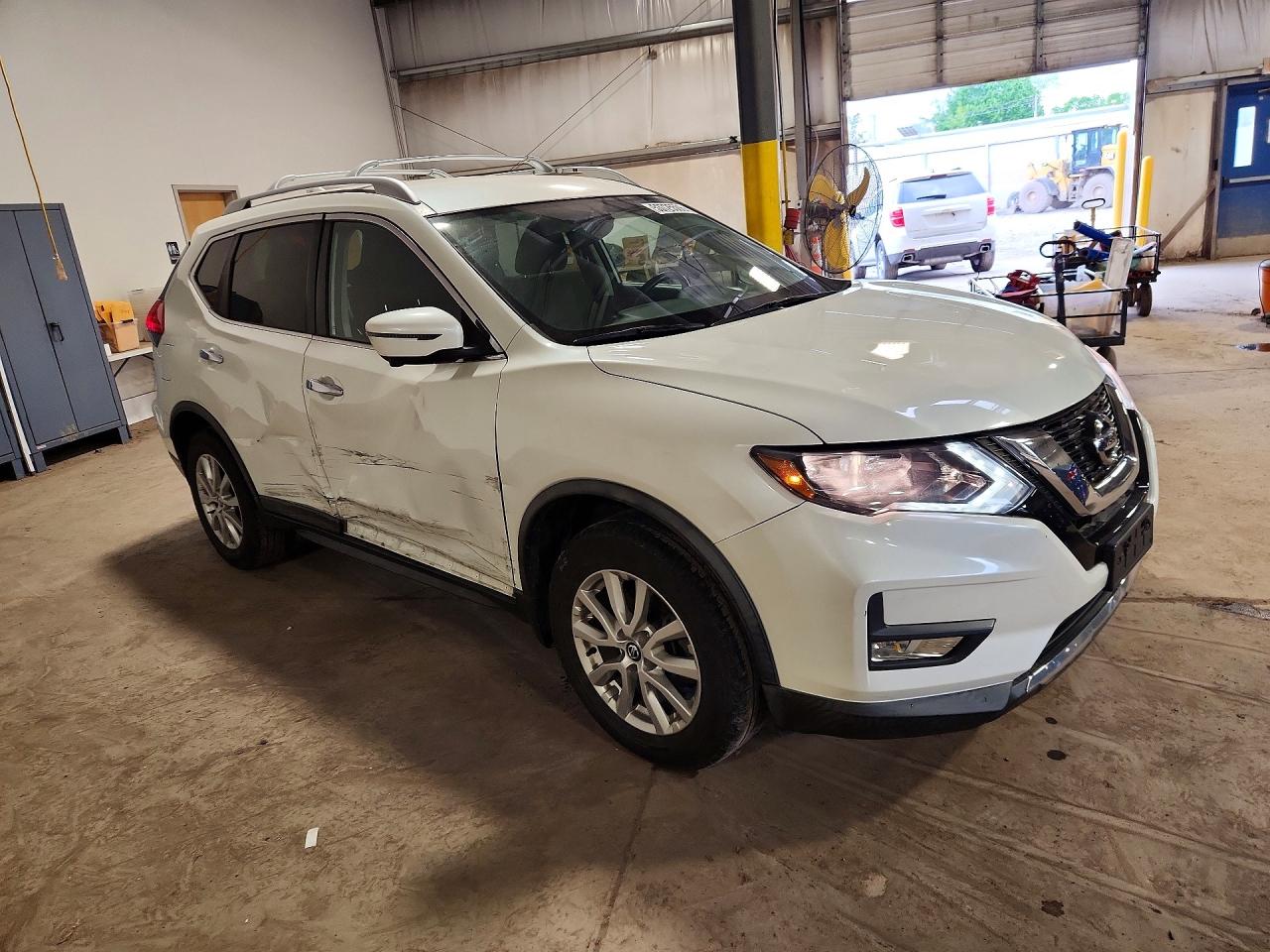 Nissan Rogue Sv