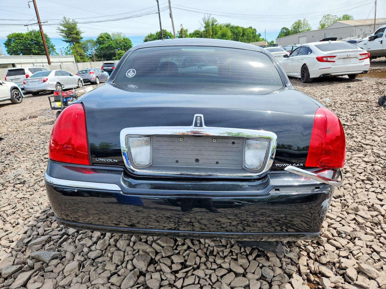 Lincoln Towncar Signature Limited