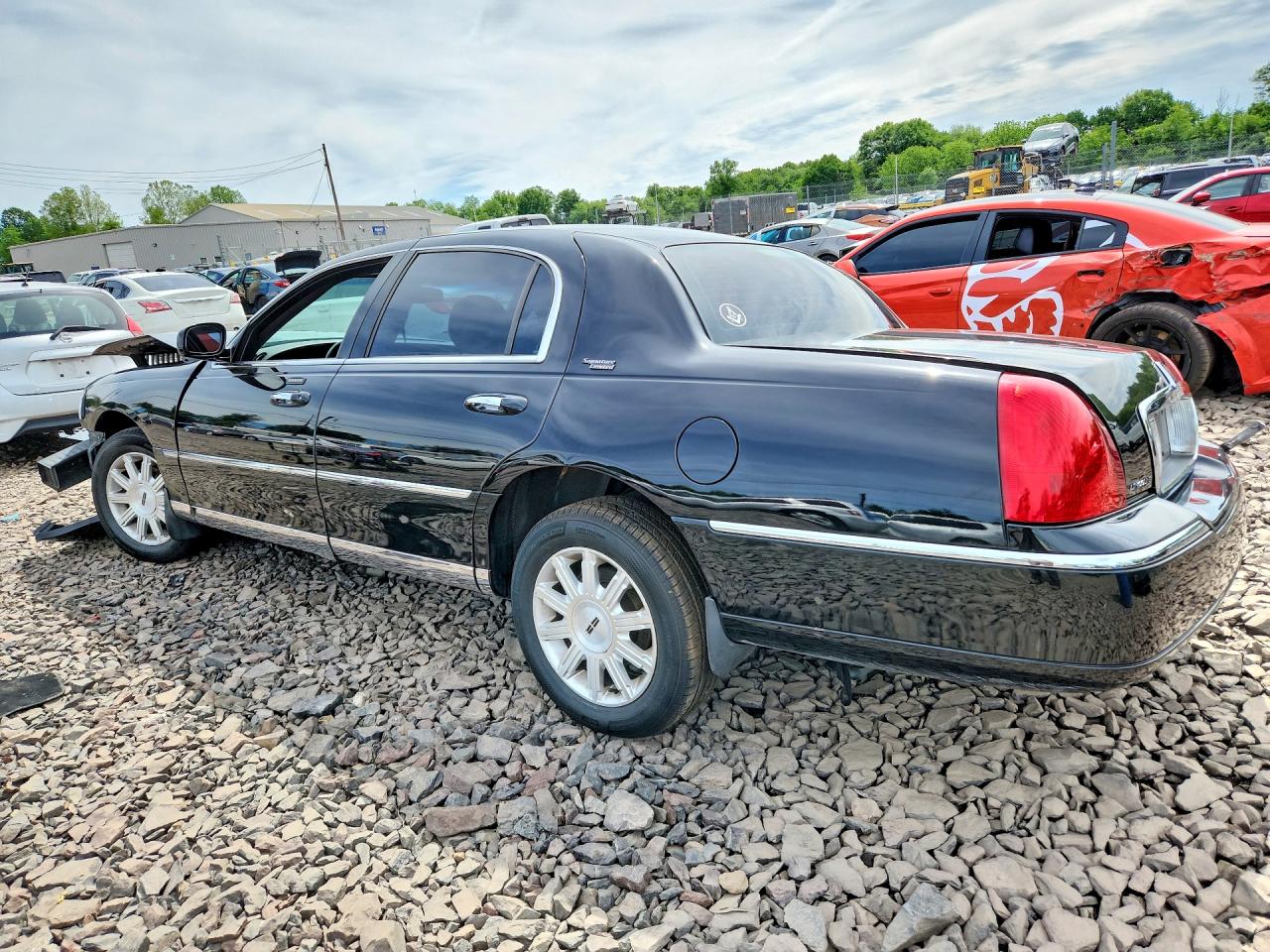 Lincoln Towncar Signature Limited