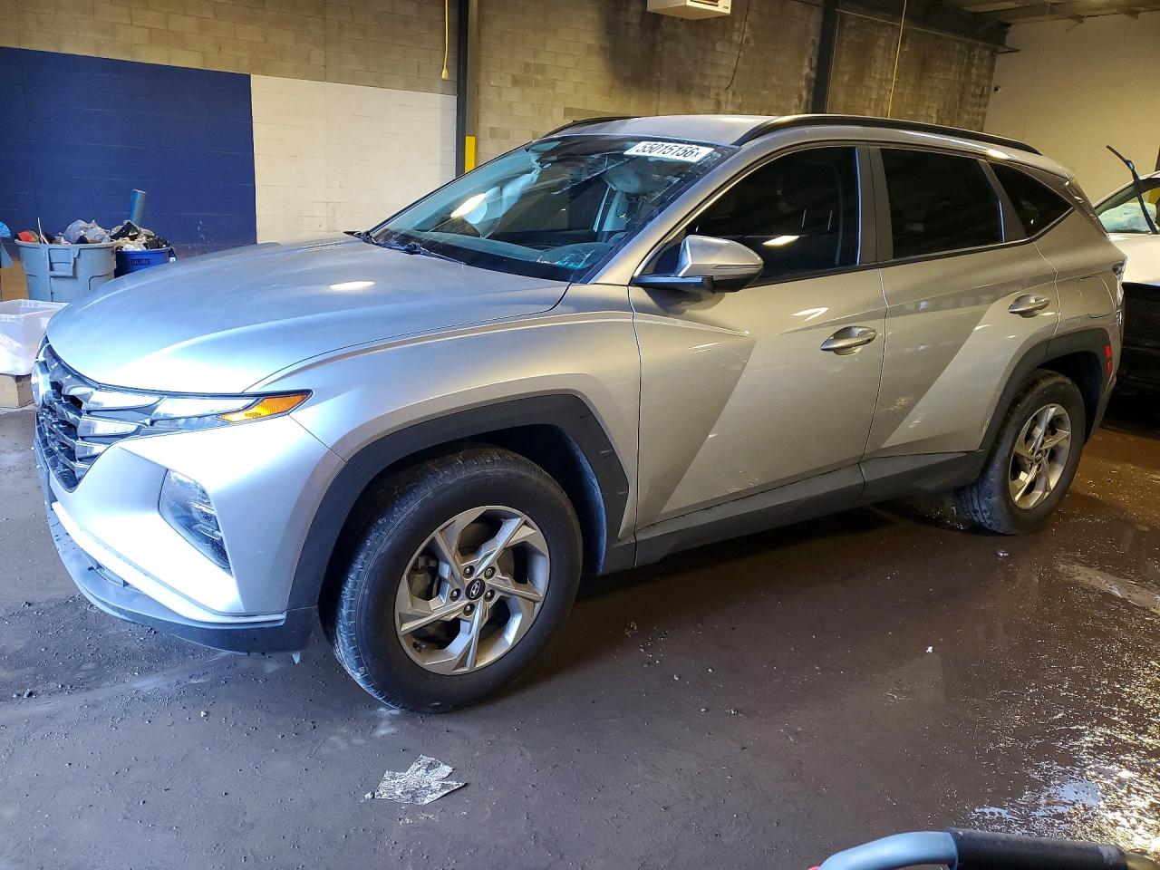 Salvage Hyundai TUCSON Image