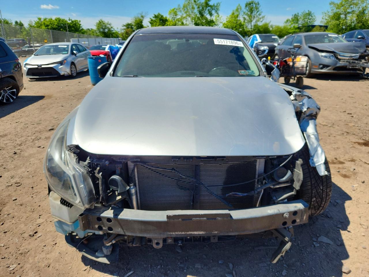 INFINITI G37 X