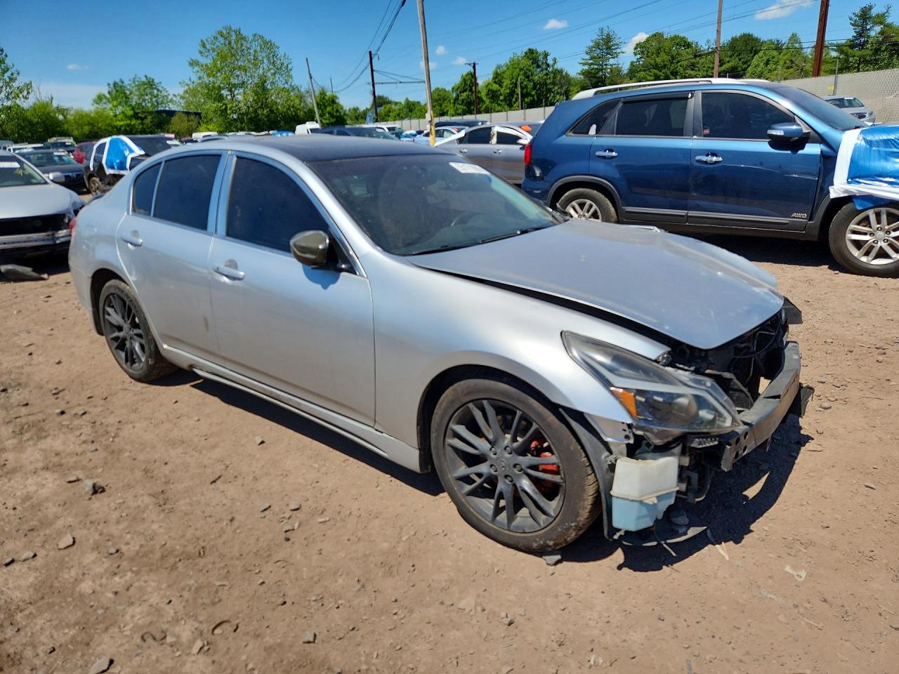 INFINITI G37 X