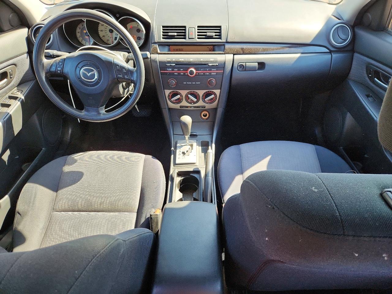 Mazda 3 I