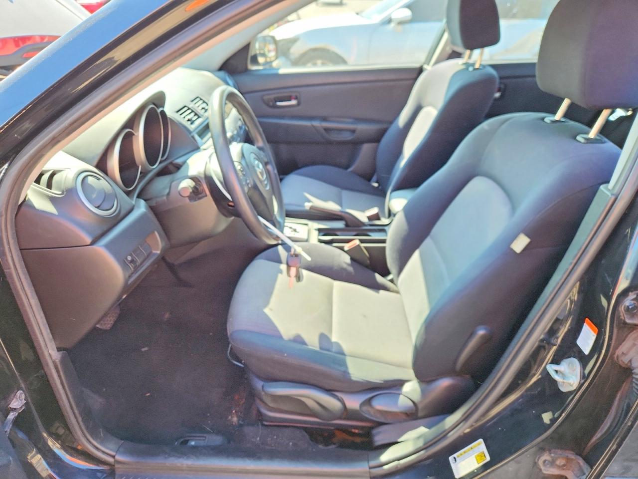 Mazda 3 I