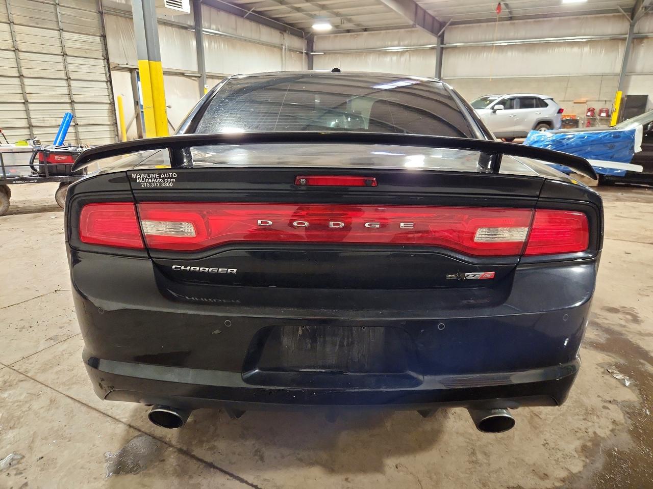 Dodge Charger Srt-8