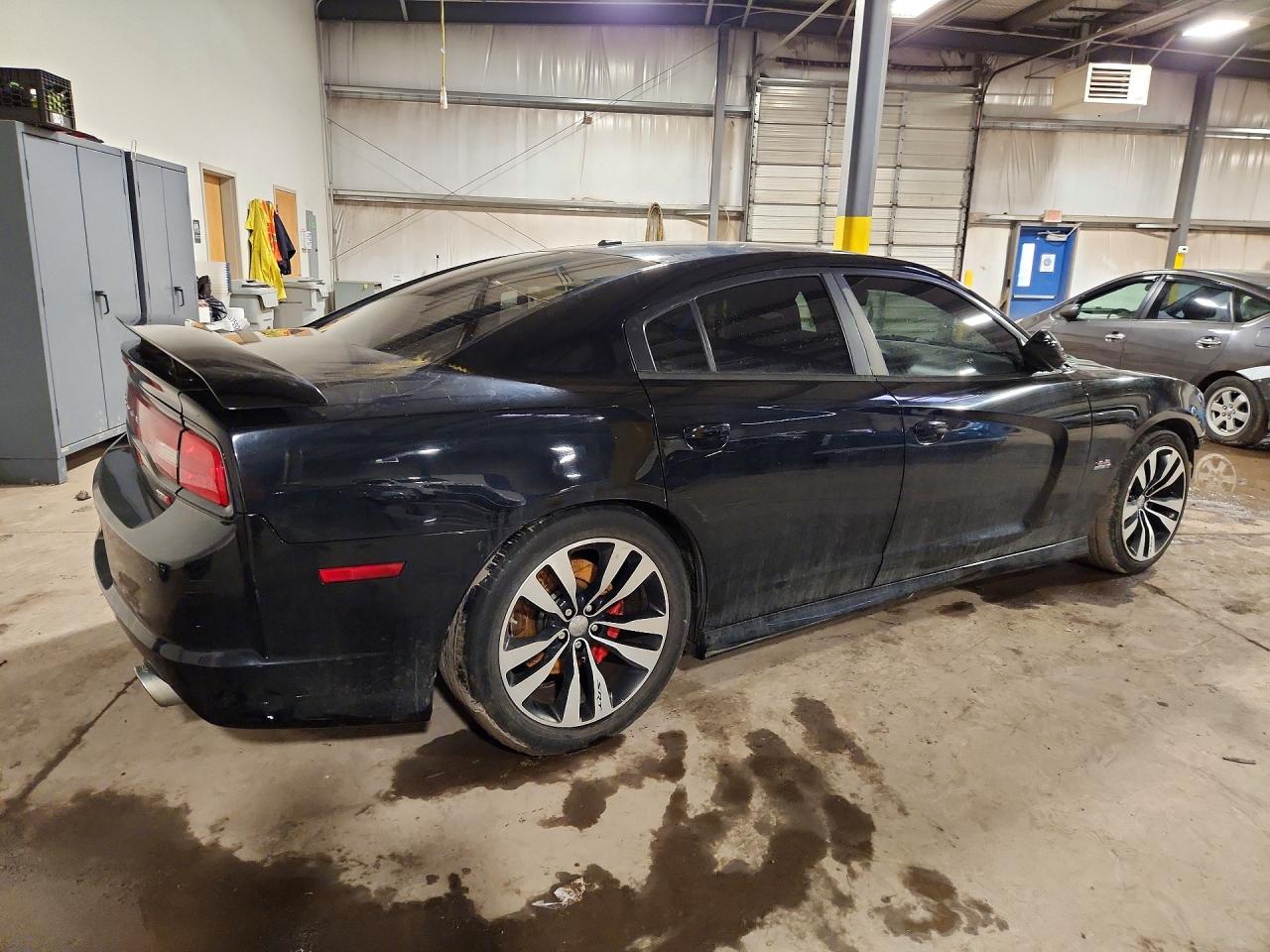 Dodge Charger Srt-8